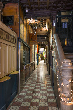 The Bar Pasajes in an extraordinary passage with beer bars and pubs in the La Ribera district of Barcelona. The corridor leads to the Eixample district