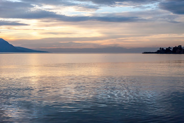 Naklejka premium Beautiful view on sunset at Geneva Lake 