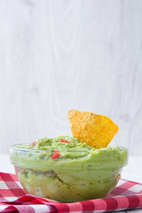Guacamole with nachos

