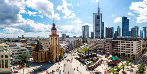Fotobehang Financial district in Frankfurt © Sergii Figurnyi