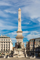 Fototapeta na wymiar Obelisk in Lisbon