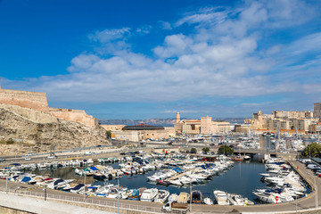 Fototapeta na wymiar Saint Jean Castle and the Vieux port in Marseille