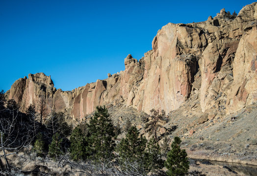Rock formations and the Crooked River at Smith Rock State Park in central Oregon