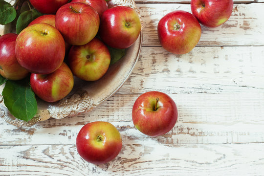 Fresh harvest of apples.Nature fruit concept.