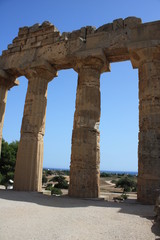 Fototapeta na wymiar Archaeological area of Selinunte in Sicily 