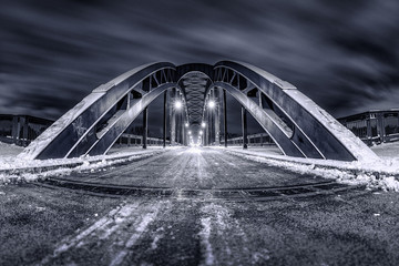 Magdeburger Sternbrücke im Winter