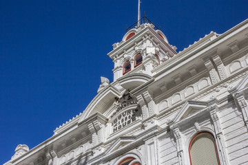 Fototapeta na wymiar Historic courthouse at main street Bridgeport