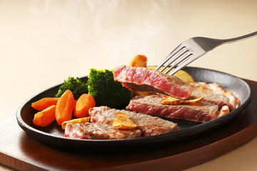 牛ロースステーキ　Beefsteak