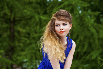 Naklejka premium Portrait close up of young happy beautiful woman