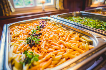 Catering und Buffet an einer Hochzeit