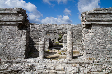 tulum ruins in south of mexico - obrazy, fototapety, plakaty