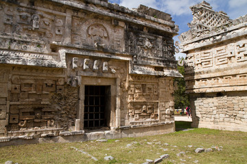 chichen itza in yucatan mexico