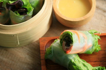 salad roll with vegetable