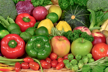 Fototapeta na wymiar Nutritious fresh fruits and vegetables organic for healthy