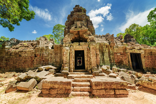One of entrances to ancient Ta Som temple, Angkor, Cambodia