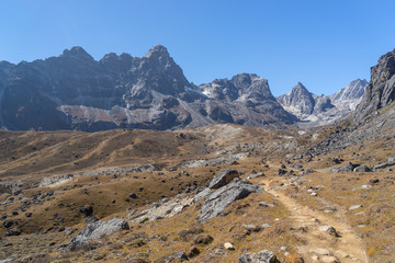 Trekking trail to Chola pass, Everest region