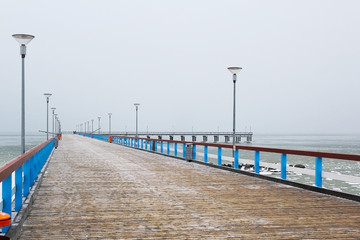 Fototapeta premium Palanga bridge in winter 