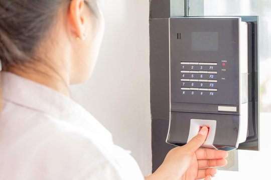 electronic key and finger access control system to lock and unlo