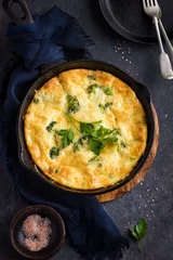 Gordijnen frittata (omelette) with vegetables and cheese in cast iron pan © anna_shepulova
