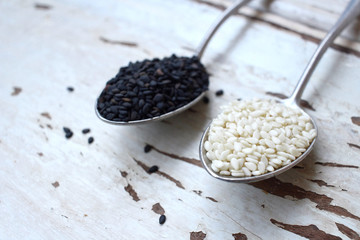 Black and white sesame seeds