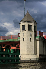 Wieża mostu - obrazy, fototapety, plakaty