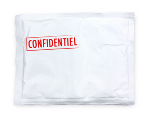 Enveloppe blanche matelassée 
