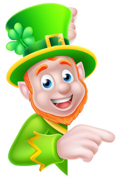 Leprechaun Pointing Round Sign