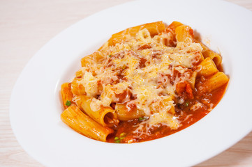 pasta rigatoni with tomato sauce and cheese