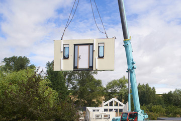 Fertighaus im Bau