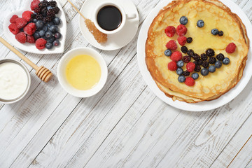 Pancakes with fresh berries