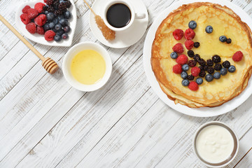 Pancakes with fresh berries