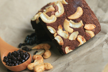 Chocolate brownie with cashew nuts