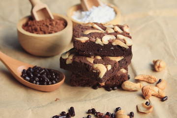 Chocolate brownie with cashew nuts