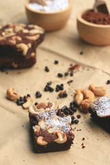 Obraz na płótnie Canvas Chocolate brownie with cashew nuts