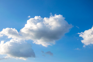 Naklejka na ściany i meble blue sky with heart shape cloud closeup