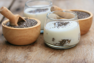 chia seed and yogurt smoothies