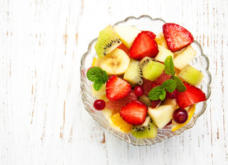 Salad with fresh fruits
