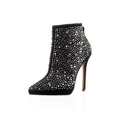 Fashionable women shoe