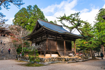 Obraz premium 京都 神護寺 五大堂