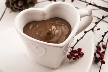 Crédence de cuisine en verre imprimé Chocolat Valentine's day celebration with hot chocolate