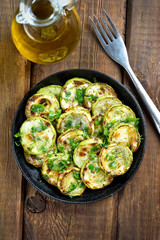 Roasted zucchini with herbs