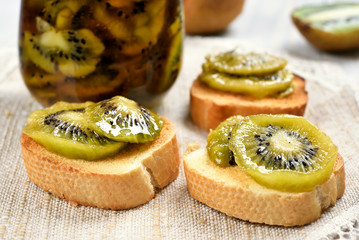 Sandwiches with canned kiwi