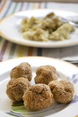 fried beef meatballs