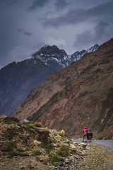Fototapeta na wymiar Cycling to Chitral