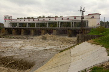 Fototapeta premium The hydroelectric dam on the river in the South of Russia