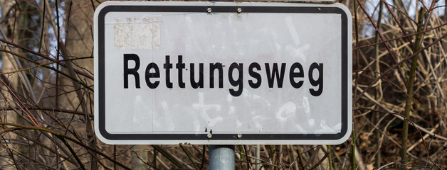 Rettungsweg Schild