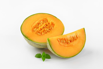 fresh cantaloupe melon