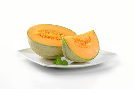 fresh cantaloupe melon