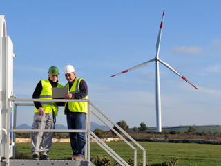 Detecting installation wind turbines