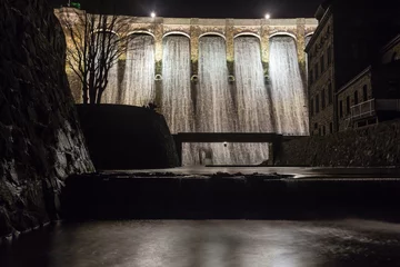 Photo sur Plexiglas Anti-reflet Barrage barrage du lac diemelsee allemagne la nuit